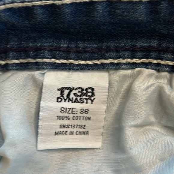 1738 Dynasty Blue Denim Distressed Embroidered Back Pocket Jeans. Size 36 - Picture 9 of 15